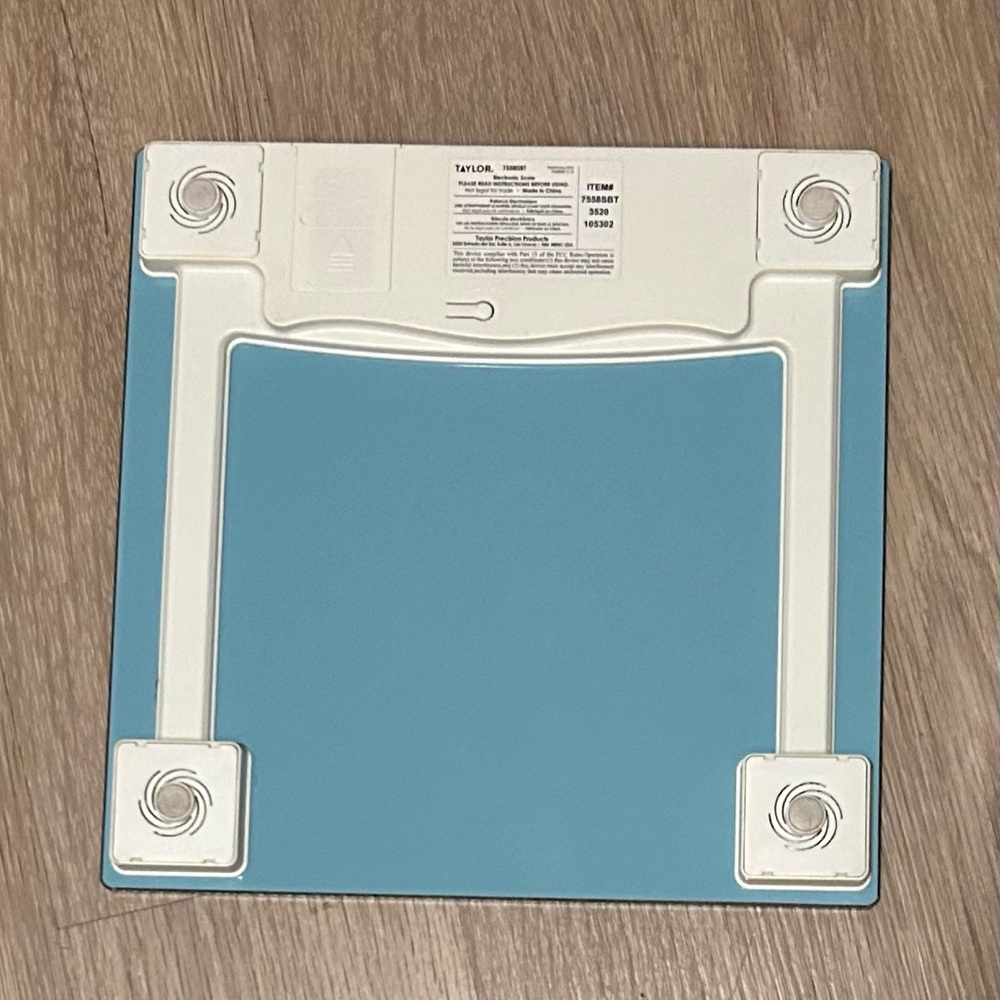 Taylor Aqua Digital Scale - Picture 2 of 2